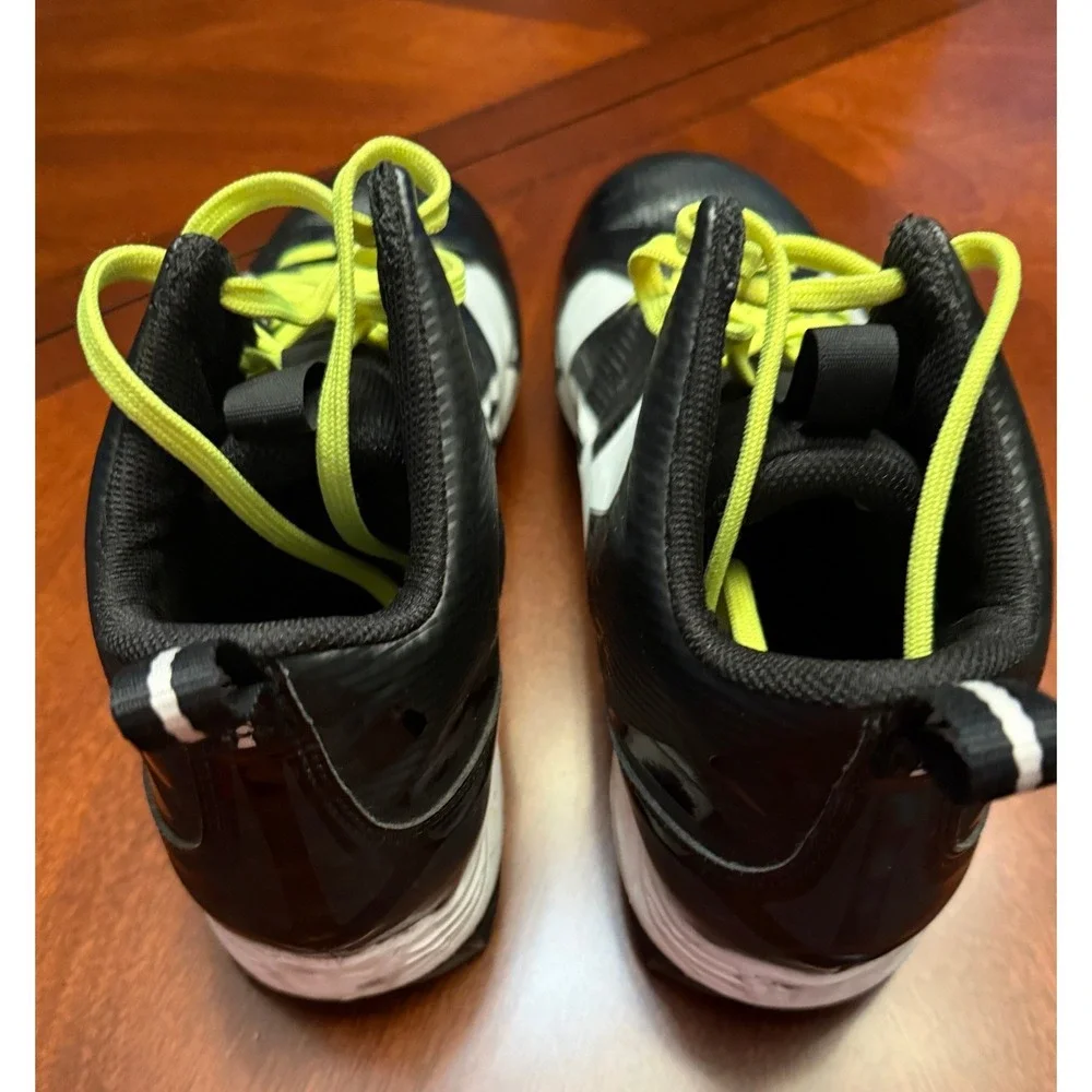 Under‎ Armour Crusher RM Football Cleats Black/White Men's Size 13